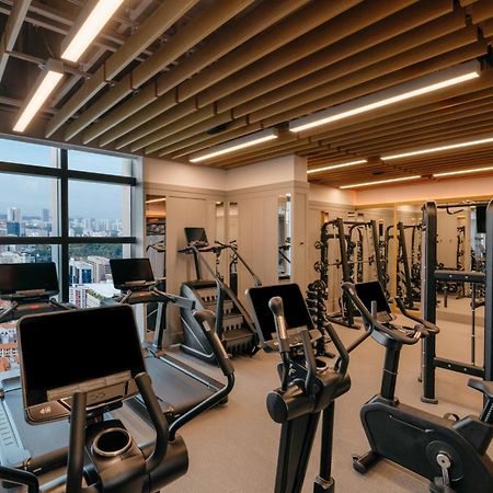 Andaz Singapore, By Hyatt Eksteriør billede The gym at the 1018